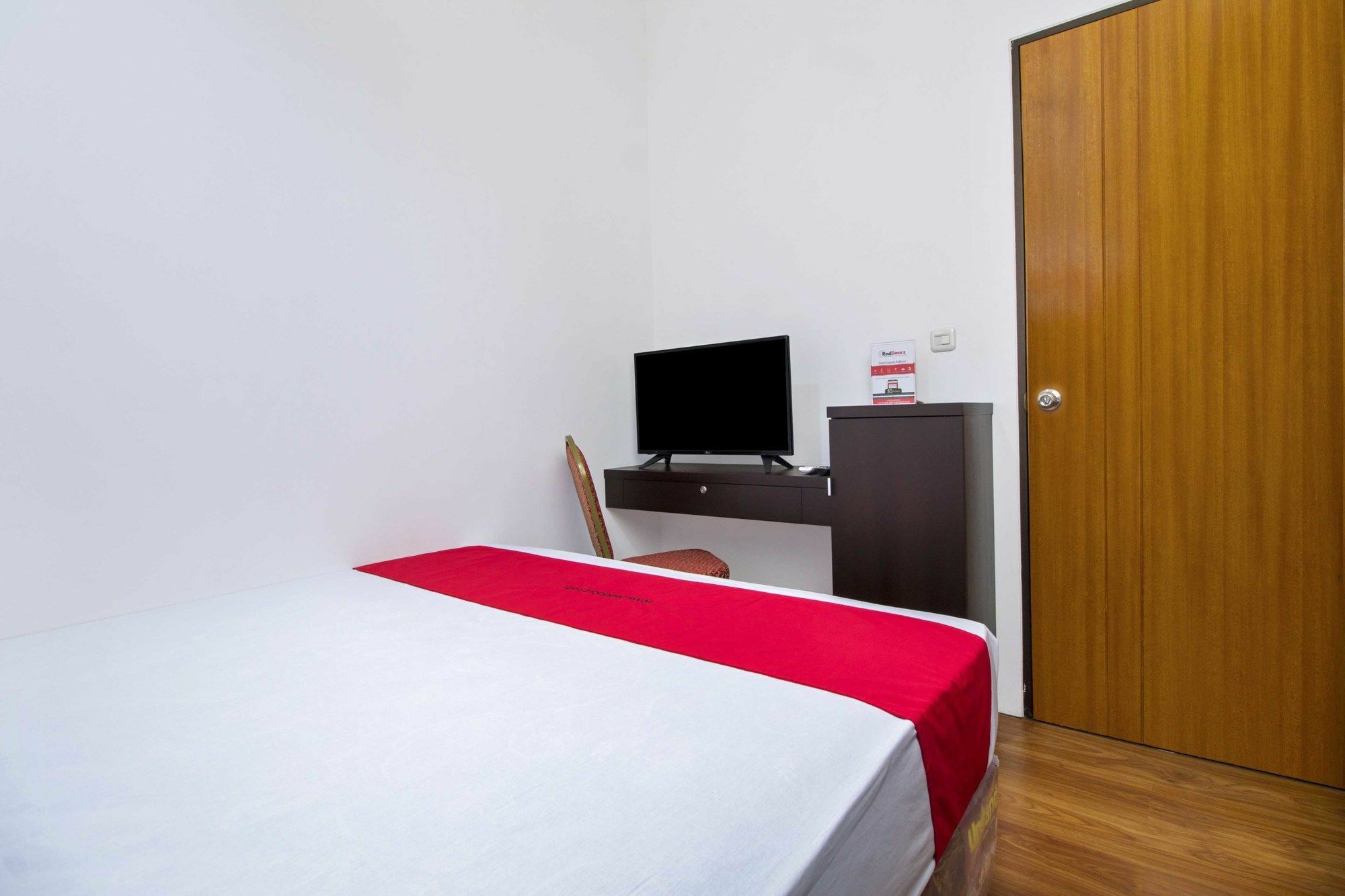 Reddoorz Near Plaza Indonesia Rumah tetamu